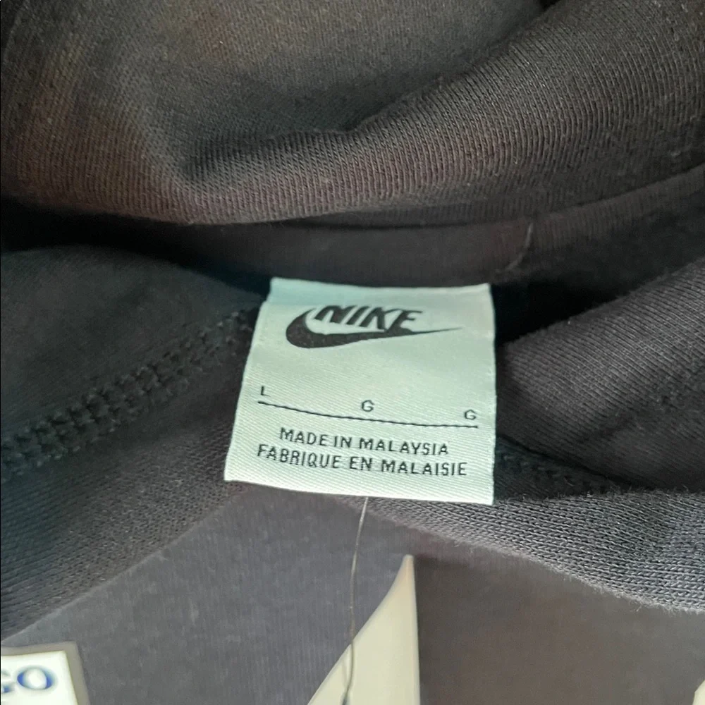 Nike black pullover